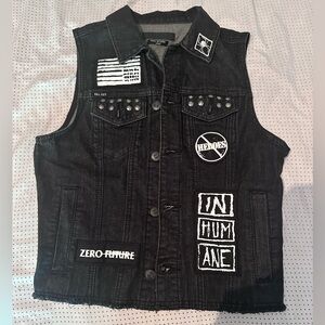 KILL CITY VEST. Size Medium.